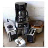 Assorted Kitchen Appliances Lot
