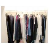Contents of Closet - Read Details