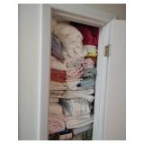 Contents of Linen Closet - Read Details