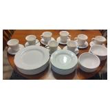 40 pcs Pfaltzgraff Dishes
