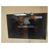 Emerson 32" TV with Remote