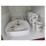 47 pcs Corelle Vitrelle 2 Floral Dishes
