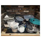 Pots, Pans, Casserole Dishes & More