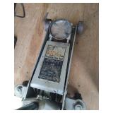 Sears 1 1/2 Ton Hydraulic Jack