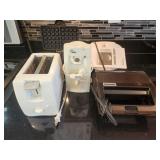 Kitchen Appliance Assortment