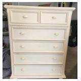 White Chest of Drawers 39