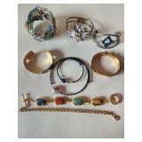 10 Bracelets