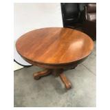 Antique Tiger Oak Pedestal Dining Table, 48ï¿½30