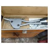 Pittsburgh Large Capacity Hand Riveter