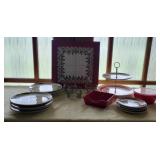 Temptations "Old World Holiday" Tray