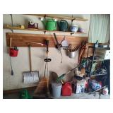 Contents Right Side Wall of Garage - Read Details