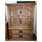 Bassett Chest of Drawers - Read Details