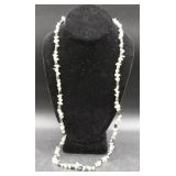 Chip and Faceted Bead Necklace in Pale Stones