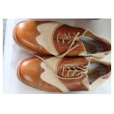 Johnston & Murphy Menï¿½s Size 11 M Wingtip Shoes
