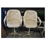 Pair of Swivel Bar Stools Pair of Swivel Bar Stools