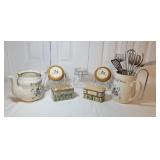 International Stoneware Accessories