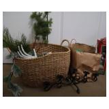 Holiday Decor and Accessories