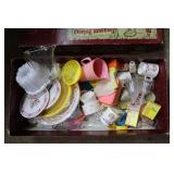 Vntg Plastic Playhouse Accessories