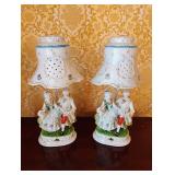 Pair of Vintage Colonial Style Lamps Pair of Vintage Colonial Style Lamps