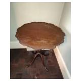 Ferguson Bros. Mahogany Pie Crust Tilt-Top Table Ferguson Bros. Mahogany Pie Crust Tilt-Top Table