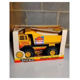 Tonka Mighty Dump 3901 in Box Tonka Mighty Dump 3901 in Box