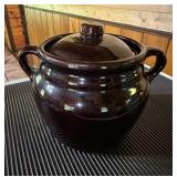 Vtg Brown Ceramic Bean Pot with Lid6×9