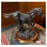 Montana Silversmiths Horse Figurine