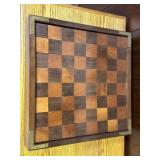 Vtg Wooden Chessboard & Pieces Set18x18x2.5