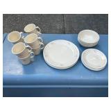Vtg. Corelle by Corning Dinnerware Set8 Plates, 8