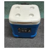 Igloo Ice Cube Cooler with Handle60 qt.