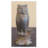 VTG. Cast Iron Owl �Be Wise Save Money� Bank 4.75 VTG. Cast Iron Owl �Be Wise Save Money� Bank 4.75