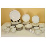 Regency Fine China Dinnerware Set, Made in Japan Regency Fine China Dinnerware Set, Made in Japan