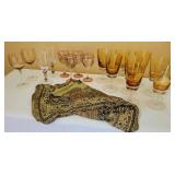 Mid Century Modern Wine Glasses and Table Runner Mid Century Modern Wine Glasses and Table Runner