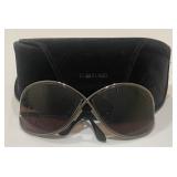 Tom Ford Ladies Sunglasses With a Velvet Case Tom Ford Ladies Sunglasses With a Velvet Case