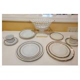Noritake China Setting for 2 & Vista Alegre Bowl Noritake China Setting for 2 & Vista Alegre Bowl
