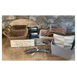 30 Non-Slip Hangers, Storage Containers, Cont., 30 Non-Slip Hangers, Storage Containers, Cont.,