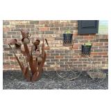 Metal Garden Sculpture Featuring a Cluster Metal Garden Sculpture Featuring a Cluster