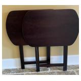 2 TV Dinner Trays-See Pictures 2 TV Dinner Trays-See Pictures