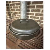 Vtg 11" Cast Iron Dutch Oven With Lid Vtg 11" Cast Iron Dutch Oven With Lid