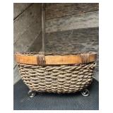 Vtg Footed Woven Basket17x13x9 Vtg Footed Woven Basket17x13x9