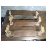 3 Deer Hooves Gun Racks 3 Deer Hooves Gun Racks