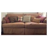 Rowe Furniture Upholstered Sofa Rowe Furniture Upholstered Sofa