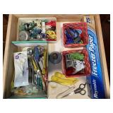 Contents of 2 Kitchen Drawers-Please See Photos Contents of 2 Kitchen Drawers-Please See Photos