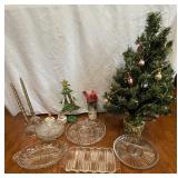 Festive Holiday Arrangement-Various Clear Glass Festive Holiday Arrangement-Various Clear Glass