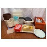 Large Lot of VTG. Tupperware Storage Containers & Large Lot of VTG. Tupperware Storage Containers &