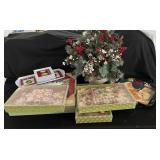 Festive Christmas Arrangement-Cont., Festive Christmas Arrangement-Cont.,