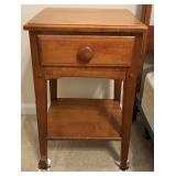 Vtg-Style Wooden Nightstand