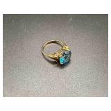 10k Gold Ring w/ Blue Stone