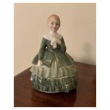 Vtg. Royal Doulton Figurine "Belle"