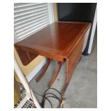 Duncan Phyfe Style Table